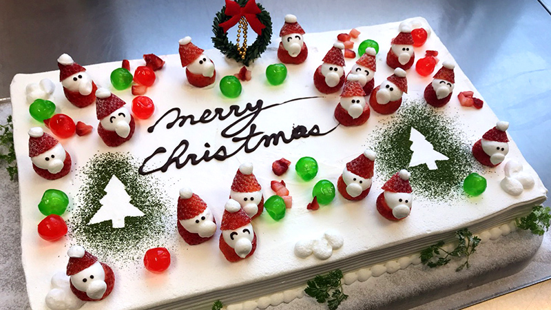 画像:パティシエ手作りのクリスマスケーキ